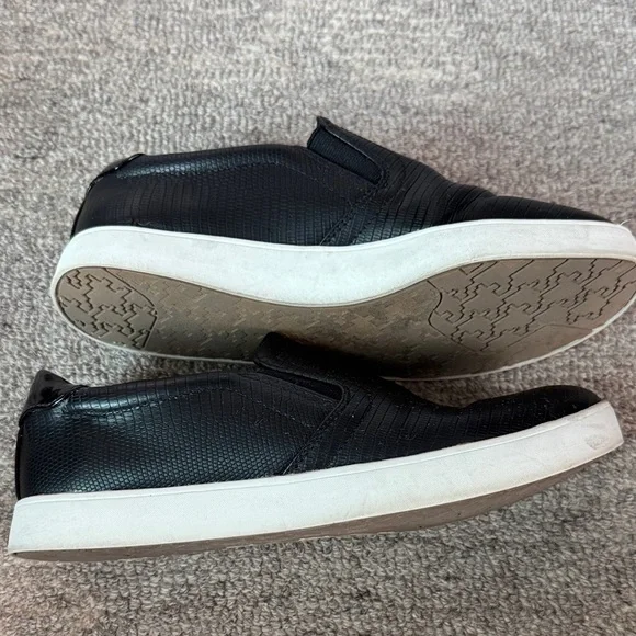 Dr. Scholl's Textured Black Women’s Slip on Sneakers - Picture 7 of 8